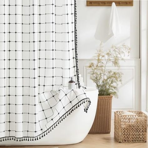 Black White Shower Curtain, Country Shower Curtain, Modern Farmhouse Bathroom Decor, Holly Hunter, Shower Curtain Boho, Long Shower Curtain, Bathroom Lavatory, Extra Long Shower Curtain, Minimalist Showers