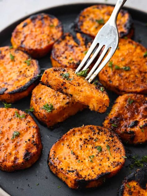 Grilled Potato Skins, Black Stone Sweet Potatoes, Sweet Potatoes On The Blackstone, Sweet Potato On Blackstone, Sweet Potato On The Grill, Sweet Potatoes Blackstone, Sweet Potato Blackstone, Grilled Chicken And Sweet Potato Recipe, Sweet Potato Grilled