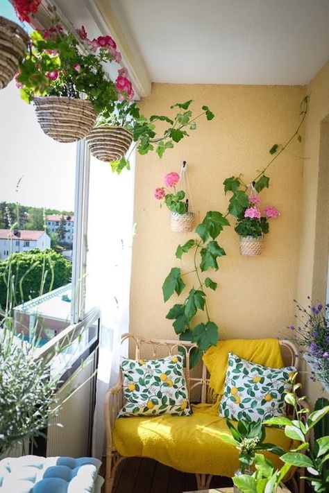 Bohemian Bedroom Design, Tiny Balcony, House With Balcony, Small Balcony Garden, Patio Deck Designs, Small Balcony Design, Home Balcony, Minimal House Design, Apartment Patio