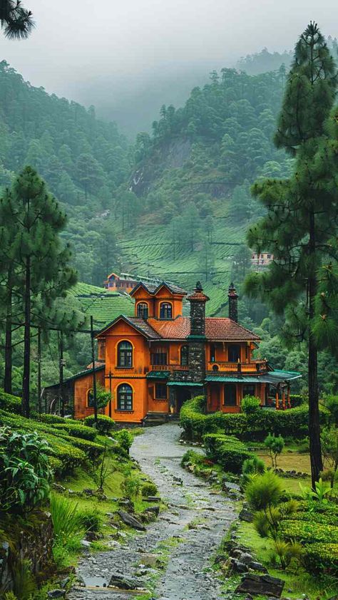 10 Breathtaking Hill Stations In Himachal Pradesh Himachal Pradesh Culture, Himachal Pradesh Photography, River Rafting, Colonial Architecture, Shimla, Hill Station, Scenic Beauty, Himachal Pradesh, Adventure Activities