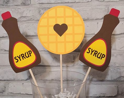 Waffle Party Decorations, Waffle House Birthday Party, Waffle Birthday, Waffle Party, Birthday Chicken, Breakfast Decor, Birthday Breakfast Party, Breakfast Birthday, Baby Brunch