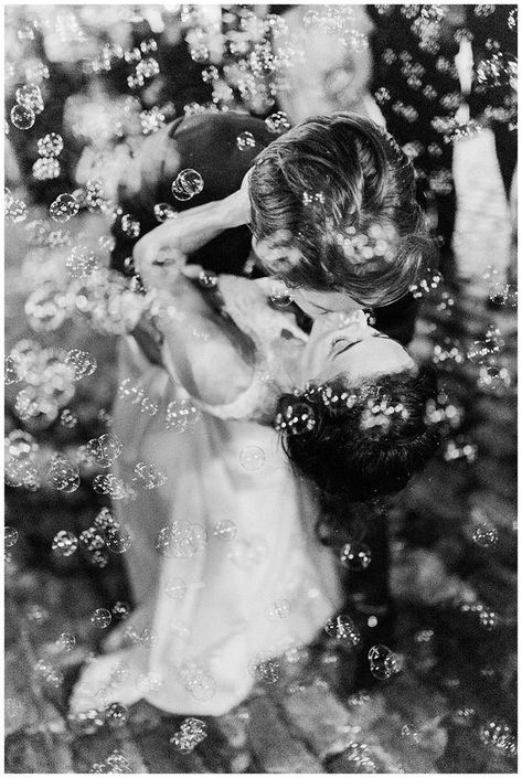 Wedding Photo Bubbles, Wedding Bubble Photos, Wedding Pictures With Bubbles, Wedding Pictures Bubbles, Bubble Send Off Wedding Pictures, Wedding Photo Ideas Bubbles, Bubble Wedding Pictures, Wedding Exit Ideas Bubbles, Wedding Twirl Photo