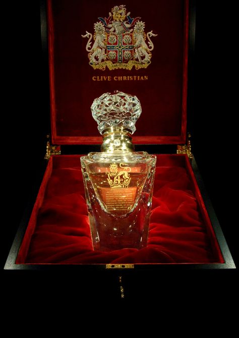 Celebrity Perfume, Most Expensive Perfume, Koleksi Parfum, Perfume Vintage, Expensive Perfume, Clive Christian, Beautiful Perfume Bottle, Beautiful Perfume, Antique Perfume