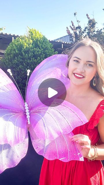 Homemade Butterfly Wings, Organza Butterfly Diy, Diy Butterfly Wings, Fabric Butterfly Diy, Butterfly Wings Tutorial, Butterfly Wings Diy, How To Do Butterfly, Diy Butterfly Costume, Butterfly Costume