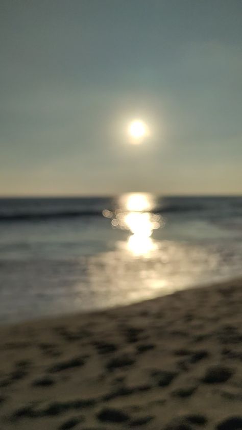 fondo de pantalla de la playa, arena y mar Blury Wallpapers Aesthetic, Blurry Beach Photos, Blurry Wallpaper Aesthetic, Blurry Aesthetic Photos, Blurry Wallpaper, Blurry Aesthetic, Blur Image Background, Blurry Background, Cute Home Screen Wallpaper