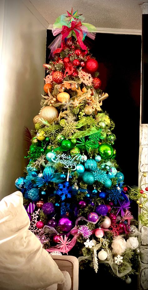 Gradient Rainbow Christmas Tree, Rainbow Tree Decorations, Christmas Tree Dye Ideas, Colourful Christmas Tree Lights, Rainbow Christmas Trees, Color Block Christmas Tree, White Rainbow Christmas Tree, Colorful Xmas Tree, Multi Color Christmas Tree Decorations