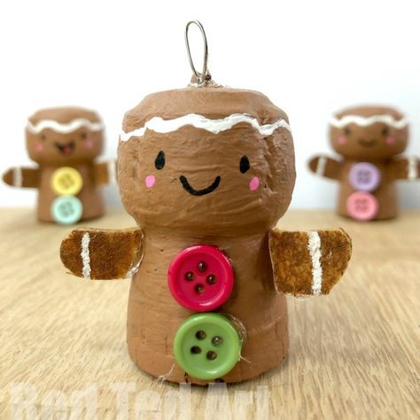 Christmas Cork Crafts, Christmas Cork Ornaments, Champagne Cork Crafts, Wine Cork Crafts Christmas, Cork Crafts Christmas, Wine Cork Diy Crafts, Red Ted Art, Cork Crafts Diy, Wine Cork Ornaments