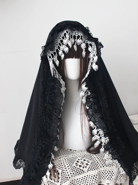 Black / White Nun Lolita Head Veil Nun Headdress, Black And White Veil, Veil Character Design, Veil Reference, Nun Headpiece, Goth Veil, Goth Nun, Nun Clothes, Nun Veil