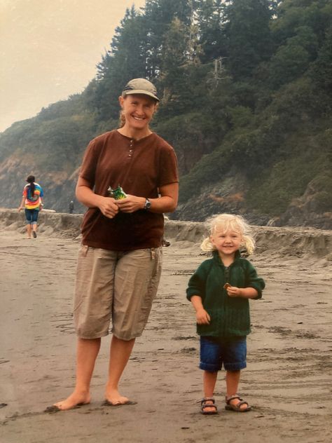 Fun Parents Aesthetic, Outdoorsy Family, Granola Parents Aesthetic, Grandchildren Aesthetic, Free Spirit Mom Aesthetic, Cool Parents Aesthetic, Outdoorsy Mom Aesthetic, Granola Family, Granola Baby Aesthetic