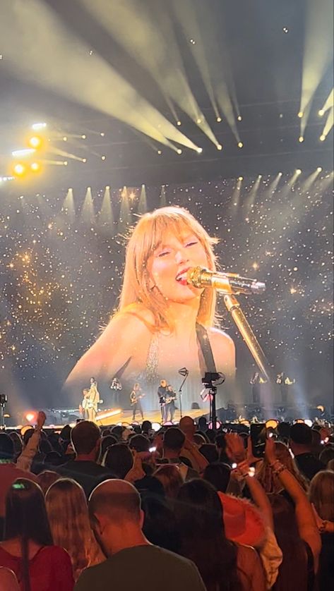 Taylor Swift Fotos, Miss Americana, Gilmore Girl, Swift Tour, Estilo Taylor Swift, Taylor Swift Concert, Taylor Swift Wallpaper, Long Live Taylor Swift, Live Taylor