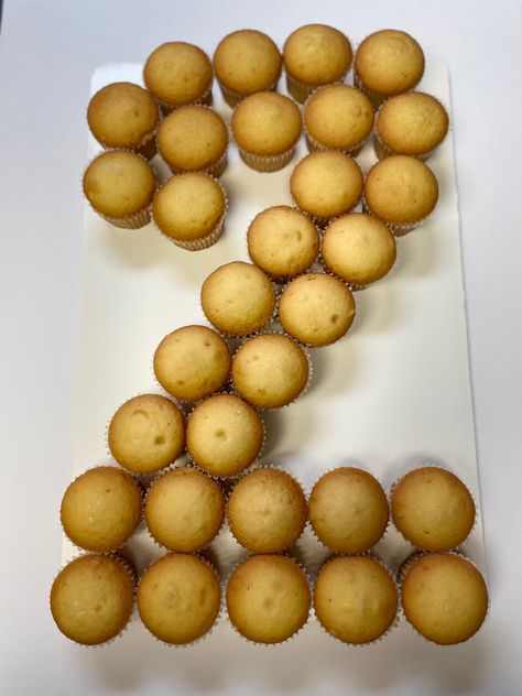 Cake In Number Shape, One Shaped Cupcake Cake, Cupcakes In 1 Shape, Cupcakes In The Shape Of 1, Number 1 Shaped Food, Pull Apart 1 Cupcake Cake, How To Make A Number 1 Cake, Desserts For One Year Old Party, Number 1 Shaped Cake