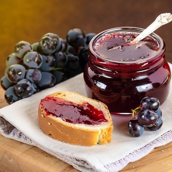 SURE.JELL® Grape Jelly | SURE-JELL | Recipes - Kraft Heinz Sure Jell Grape Jelly Recipe, Sure Jell Recipe, Grape Jam Recipe, Homemade Grape Jelly, Plum Butter, How To Make Jelly, Grape Jam, Canning Vegetables, Grape Recipes