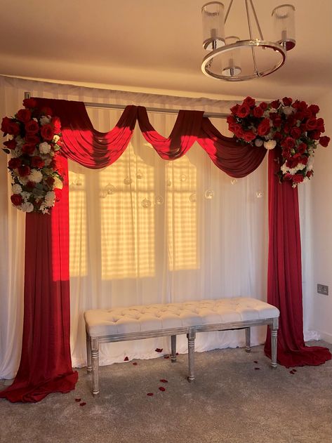 Quince Backdrop Ideas Red, Red And White Backdrop, Sweet 16 Red Theme, Red And White Birthday Party Decorations, Simple Proposal Ideas At Home, Valentines Backdrop, Red Quinceanera Ideas, Engagement Stage Decoration, Simple Stage Decorations