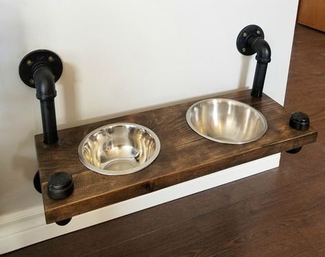 Farmhouse Pet Station Pet Station, Dog Feeding Station, Koti Diy, Real Estat, Decor Ikea, Feeding Station, Black Pipe, Dog Rooms, Plumbing Pipe