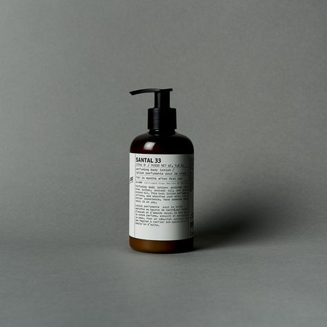 SANTAL 33 | Perfuming Body Lotion | Le Labo Fragrances Le Labo Rose 31, Rose 31, Niche Perfume, Healthy Glow, Luxury Skincare, Perfume Oils, Sweet Almond Oil, Avocado Oil, Almond Oil