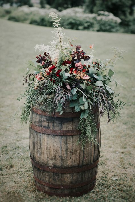 Whisky Barrel Wedding Decor, Wine Barrel Wedding Decor, Barrel Wedding Decor, Wine Barrel Wedding, Barrel Flowers, Barrel Wedding, Dramatic Entrance, Ceremony Aisle, Theme Nature