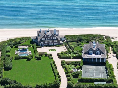 Hampton Estates, Hamptons Beach House, Hamptons Beach, Hamptons Summer, Gunite Pool, Mansions For Sale, Hamptons House, Expensive Houses, Real Estate Sales