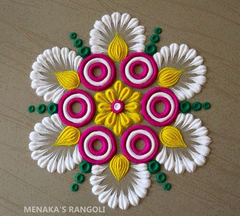 Ganesha Festival, Simple Rangoli Designs, Easy Rangoli Designs Videos, Very Easy Rangoli Designs, Rangoli Designs Photos, Rangoli Designs Simple Diwali, Rangoli Simple, Easy Rangoli Designs Diwali, Rangoli Side Designs