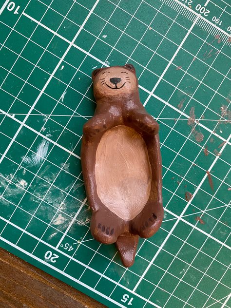 otter clay ceramic air drying cute otters Otter Clay, Cute Pinch Pot Ideas, Animal Pinch Pots, Air Dry Clay Trinket Dishes, Pinch Pot Animals, Camp Canada, Pinch Pot Ideas, Air Drying Clay, Clay Inspo