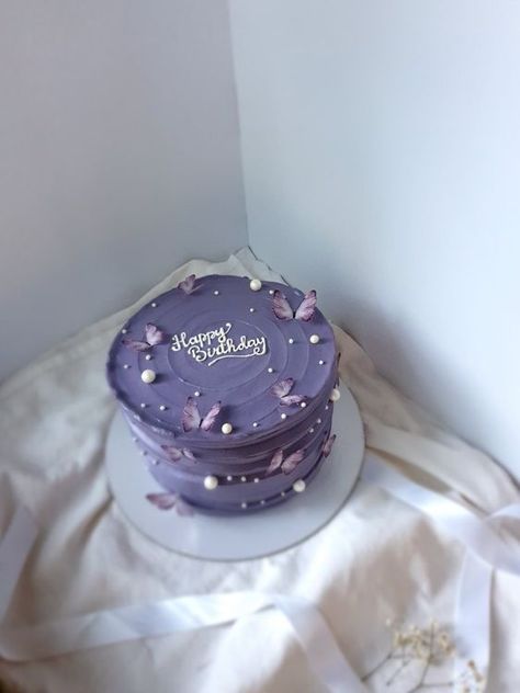 #Birthdaycakedesign#Cake designideas#Cakeideas Pastel Purple Cake, Purple Theme Cake, Purple Cake Designs Birthday, Purple Bday Cake, Birthday Cake Purple, Purple Birthday Cake, 14th Birthday Cakes, Purple Cakes Birthday, 20 Birthday Cake