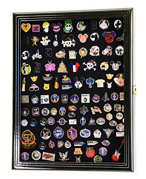 Disney Pin Display Ideas, Disney Pin Collection Display, Display Disney Pins, Pins Display, Disney Pin Trading Holder, Disney Pin Display, Badge Display, Souvenir Display, Military Pins