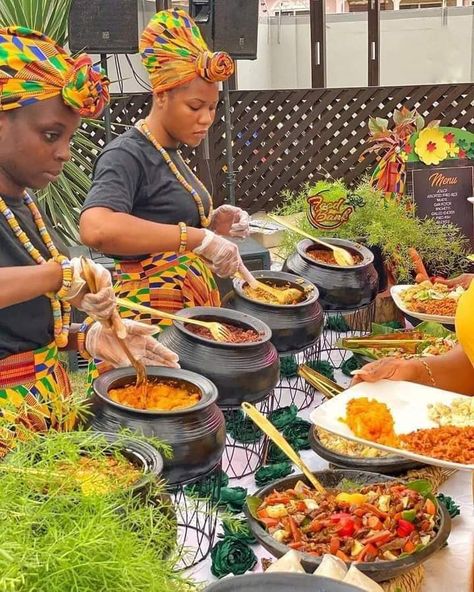 Ghana Wedding Food Buffet, Wedding Food African, Ruracio Decor Ideas, African Catering, African Wedding Food, Zulu Wedding, Wedding Food Ideas, Wedding Buffet Food, Catering Food Displays