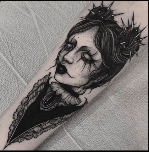 Scary Witch Tattoo, Goth Realism Tattoo, Creepy Lady Tattoo, Goth Dark Tattoo, Dark Neck Tattoos Women, Back Tattoos Goth, Rosie The Riveter Tattoo Traditional, Dark Lady Tattoo, Gothic Horror Tattoo