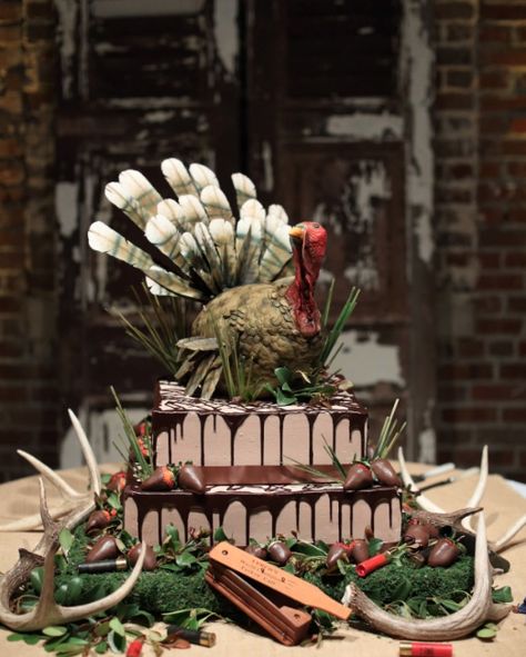 Groom's cake displaying a love for turkey hunting. Wedding Feature in 2014 Mississippi Magazine of Cornell/ Martin-Nez. Photo by Chao Photography. Interior Brick Walls, Grooms Cake Hunting, Grooms Cake Tables, Hunting Birthday Cakes, Western Wedding Cakes, Grooms Table, Hunting Cake, Turkey Cake, Hunting Wedding