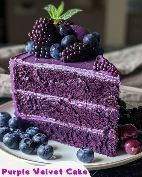 Purple Velvet Cake, Purple Velvet Cakes, White Chocolate Cream Cheese Frosting, White Chocolate Cream, White Chocolate Frosting, Purple Food Coloring, Chocolate Cream Cheese Frosting, Fruit Du Dragon, Velvet Cake Recipes