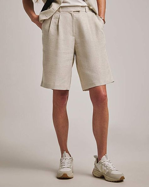 These timeless Linen Bermuda Shorts are perfect for contemporary outfit building. Designed in a premium linen fabrication, featuring a hook and bar fastening and side pockets for practicality. Pair with the Linen Waistcoat for a stylish look. Anthology,Women,Linen,Tailored,JD Williams Outfit Building, Linen Waistcoat, Linen Bermuda Shorts, Foot Spa, Bra Brands, Jd Williams, Contemporary Outfits, Top Sales, Linen Women