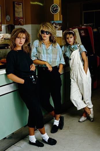 Boom. : Daily Boom 80's Throwback: Bananarama - 'Cruel Sum... Fashion 90s Style, Look 80s, Cooler Style, 80’s Fashion, Fashion 90s, Fashion 80s, 80s And 90s Fashion, Outfit Vintage, 80s Outfit