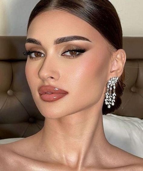 Rp Port, Gorgeous Wedding Makeup, Wedding Makeup Tutorial, Classy Makeup, Arabic Makeup, Wedding Makeup For Brown Eyes, Bridal Eye Makeup, Classic Makeup, Nude Makeup