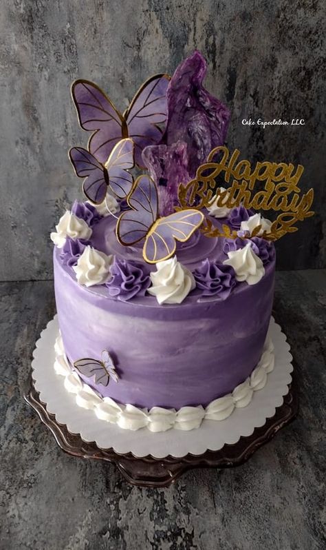 Purple Butterfly Cakes, Purple 16th Birthday Cake, Butterfly Birthday Cake For Women, Sweet 16 Butterfly Cake, Cute Purple Cake, Birthday Purple Theme, Butterfly Cake Ideas Birthdays Beautiful, Purple Butterfly Birthday Theme, Sweet 16 Purple Theme Cake