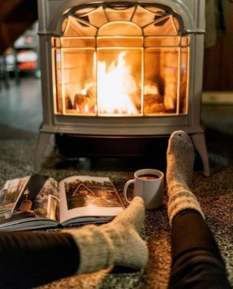 Fireplace Logs, Open Fire, Cozy Aesthetic, Fall Feels, Reading A Book, Autumn Cozy, Christmas Aesthetic, Slow Living, Comfy Cozy