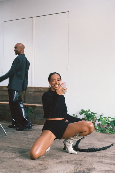 Solange Knowles Aesthetic, English Teacher Outfit, Solange Style, Solange Knowles Style, Solange Knowles, Black Femininity, Skin Essentials, Look Fashion, Beyonce