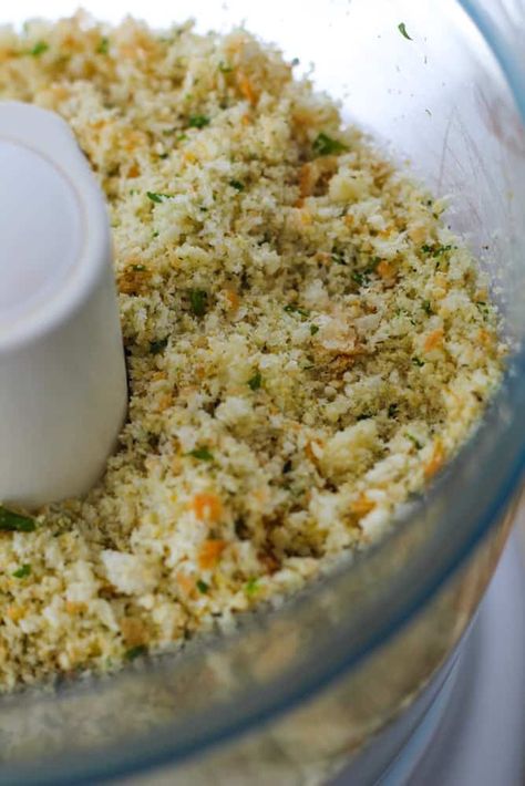 Authentic Italian Breadcrumbs (easy + vegan) - simplyceecee.co Overnight Bread, Homemade Bread Crumbs, Fast Bread, Bread Crumbs Recipe, Fresh Bread Crumbs, Italian Breadcrumbs, Herb Bread, Baked Veggies, Knead Bread