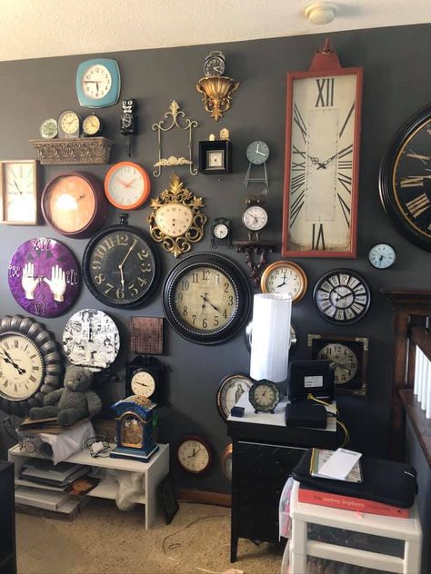 Clock Collage Wall, Clock Gallery Wall, Wall Clock Collage, Display Wall Design, Tea Cup Display, Cup Display, Clock Collection, Clock Wall, Ap Art