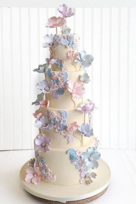 Cake Structure Ideas, Debut Cake, Fairy Tale Wedding Cake, Pastel Wedding Cakes, White And Gold Wedding Cake, Butterfly Wedding Theme, Quince Cakes, Quince Cake, Cake Structure