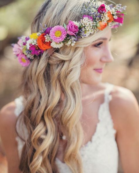 IRISH WEDDING TRADITIONS | Wildflower crown Wedding Hair Flower Crown, Săpunuri Handmade, Boho Flower Crown, Girl With Flowers, Flower Crown Hairstyle, Flowers In Her Hair, Boda Mexicana, Bridal Flower Crown, Floral Wedding Dress