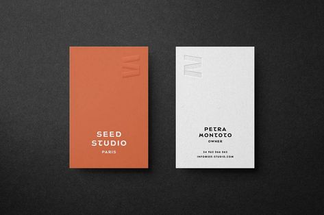 70+ Business Card Mockups: Best Free and Premium PSD Templates - The Designest Ipad Watercolor, Booklet Layout, Round Business Cards, Business Kit, Vertical Business Card, Embossed Business Cards, Cd Case, Business Card Mockup, Vertical Business Cards