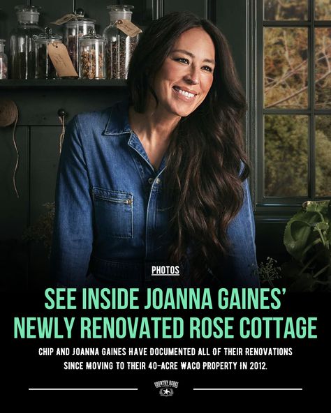 See inside of Joanna Gaines' beautiful rose cottage HERE ➡️ https://go.countryrebel.com/joanna-gaines-rose-cottage Joanna Gaines Garden House, Joanna Gaines Home Office, Joanna Gaines Rose Shed, Joanna Gaines Style Kitchens, Joanna Gaines Castle, Joanna Gaines Garden Shed, Magnolia Homes Joanna Gaines, Chip And Joanna Gaines Farmhouse, Joanna Gaines House Tour