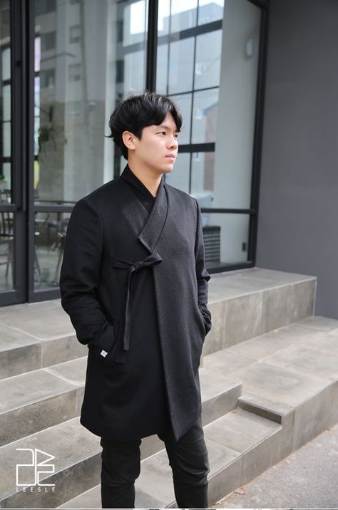 [Herald Interview] Capturing hanbok’s beauty with modern elements Traditional Korean Clothing Men, Modern Hanbok Men, Hanbok Traditional Men, Hanbok Male Modern, Modern Male Hanbok, Modern Kimono Men, Korean Hanbok Male, Hanbok Male, Men’s Hanbok