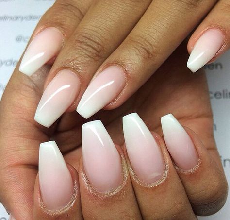 Air brush coffin nail shape natural looking nails Natural Looking Nails, Airbrush Nails, Nail Art Ombre, Super Nails, Ballerina Nails, Air Brush, Pink Acrylic Nails, Nail Art Galleries, Nail Arts