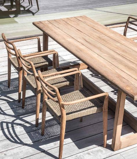 GOMMAIRE OUTDOOR CATALOGUE 2019-2020 Wine Vault, Wood Chair Design, Furniture Design Inspiration, Outside Furniture, Outdoor Dining Spaces, Outdoor Armchair, Milan Design, Terrace Design, Restaurant Chairs