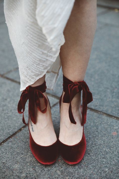 Burgundy Shoes Wedding, Boohoo Wedding, Burgundy Wedding Shoes, Wedding Shoes Elegant, Wedding Shoes Ideas, Christmas Burgundy, Embellished Wedding Shoes, Burgundy Sandals, Winter Wedding Shoes