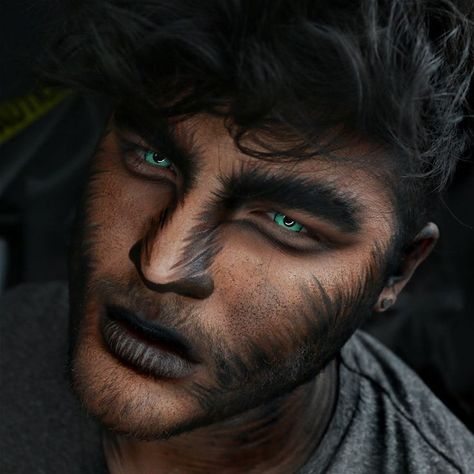 creepy + cool Halloween looks | wolf costume makeup for men Dark Angles Makeup, Werewolf Makeup Men, Wolf Makeup Man, Wolf Costume Makeup, Halloween Zombie Makeup, Mens Halloween Makeup, Werewolf Makeup, Wolf Makeup, Makeup Zombie