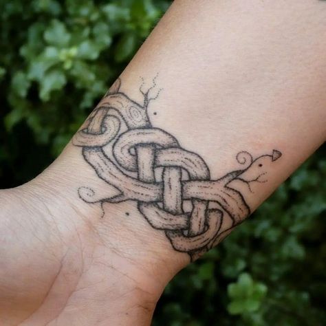 Celtic Knot Wrist Tattoo, Celtic Wrist Band Tattoo, Celtic Style Tattoo, Celtic Knot Band Tattoo, Celtic Hip Tattoo, Scottish Knot Tattoo, Celtic Hand Tattoos, Viking Band Tattoo, Celtic Hand Tattoo