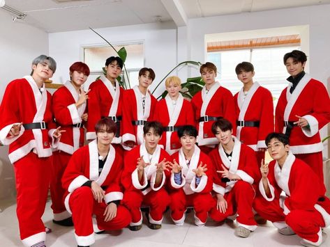 [PICT] 200825 GOING SEVENTEEN 2020 EP.29 (christmas edition on august 01) Svt Christmas, Kpop Xmas, Seventeen Christmas, Christmas Bg, Christmas Kpop, Kpop Christmas, Choi Hansol, Won Woo, Going Seventeen