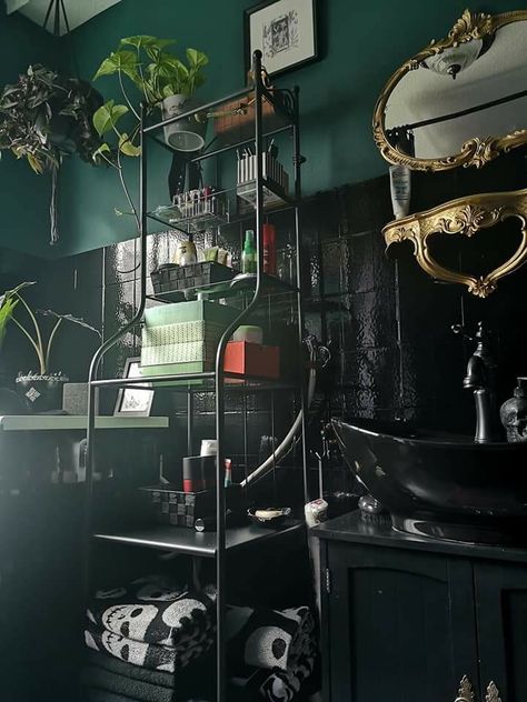 Vintage Goth Home Aesthetic, Dark Green Goth Bathroom, Gothic House Bathroom, Slytherin Apartment Aesthetic, Melbourne Apartment Interiors, Gothic House Interior Bathroom, Gothic Industrial Living Room, Gothic Green Bathroom, Victorian Gothic Decor Bathroom