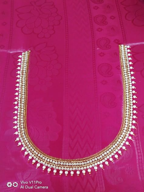 Pearl Work On Blouse, Simple Arri Work Design, Simple Pearl Work Blouses, Simple Beads Design On Blouse, Simple Aari Design, Aari Embroidery Design, Simple Aari Work Blouse Designs, Simple Aariwork Blouse, Simple Aari Work